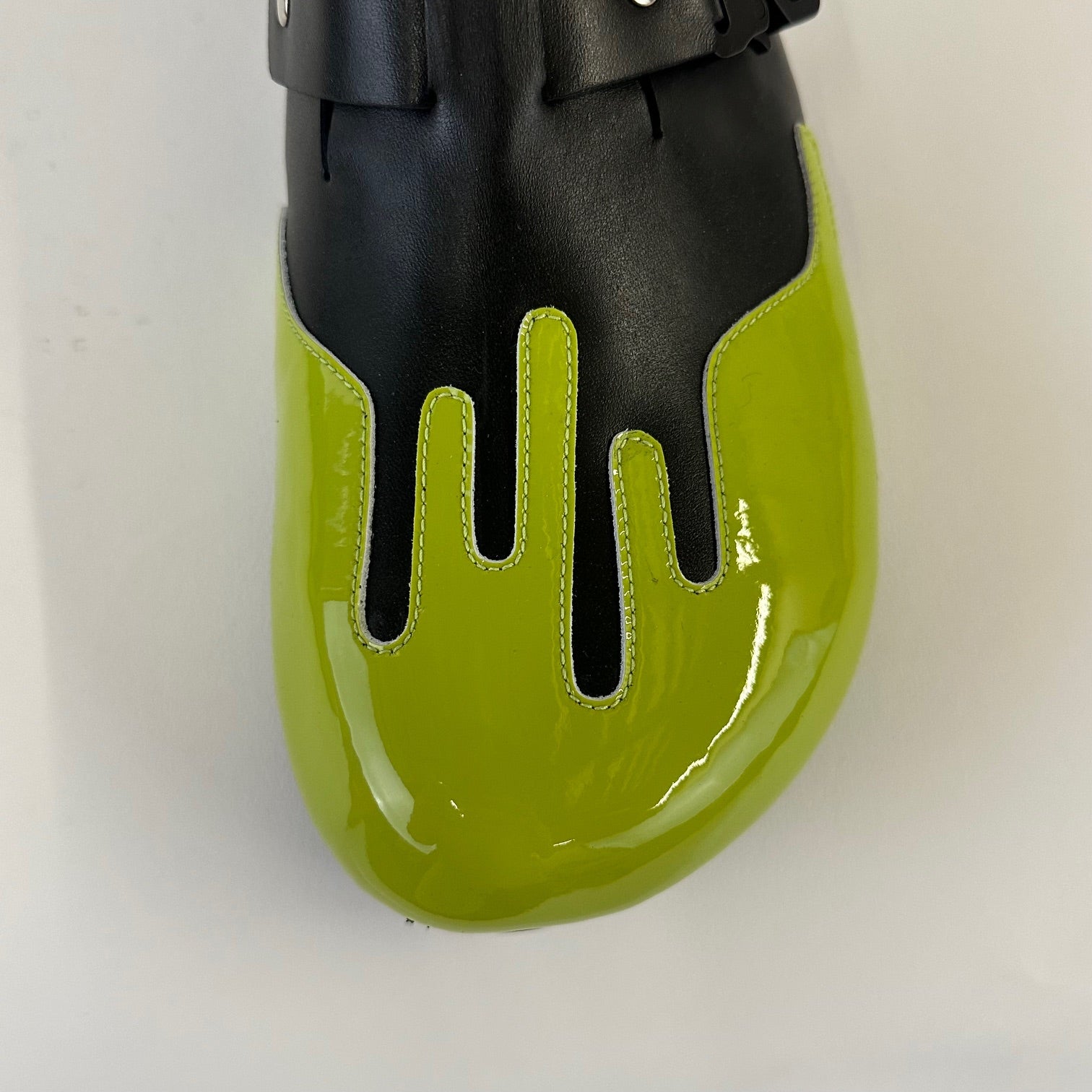 Drip-On Clog "Slime"